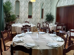 Alojamiento y Restaurante Casa Antonio Estacin de Puerto Serrano